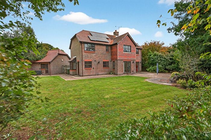 4 Bedroom Detached House For Sale In East Drive, Angmering, Littlehampton, West Sussex, BN16