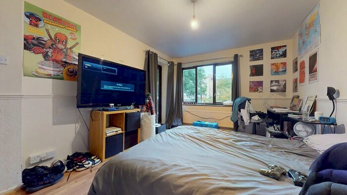 4 Bedroom Apartment To Rent In Dalmeny Avenue, London, N7