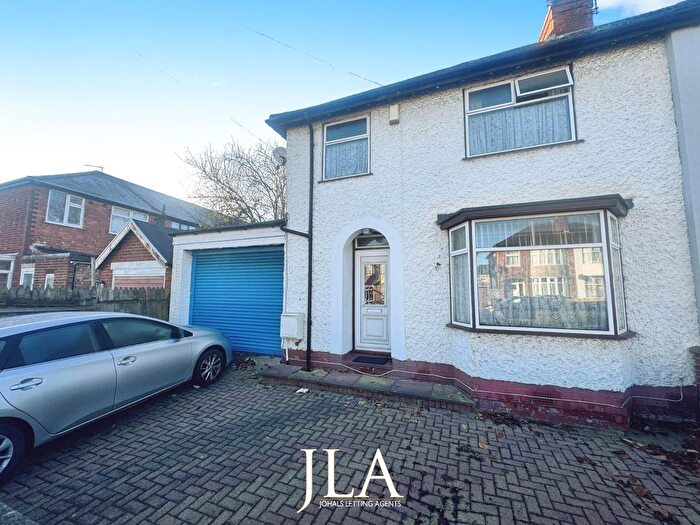 3 Bedroom Semi-Detached House To Rent In Checketts Road, Belgrave, Leicester, LE4