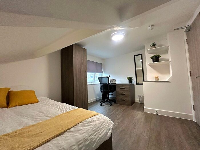 1 Bedroom Flat To Rent In New North Road, Central, Exeter, EX4