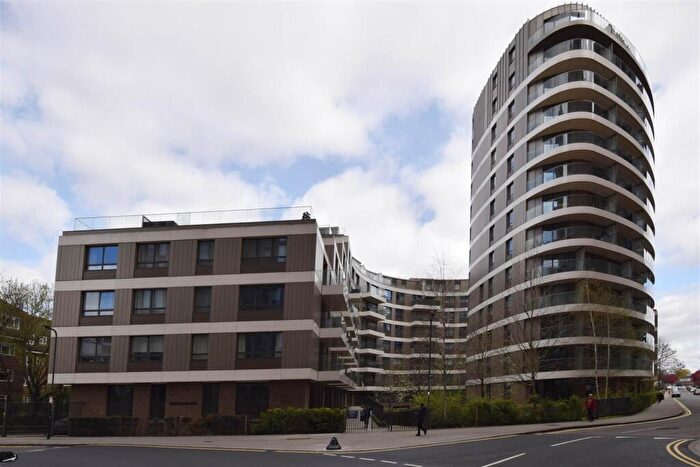 2 Bedroom Flat For Sale In North End Road, Wembley, Middlesex, HA9