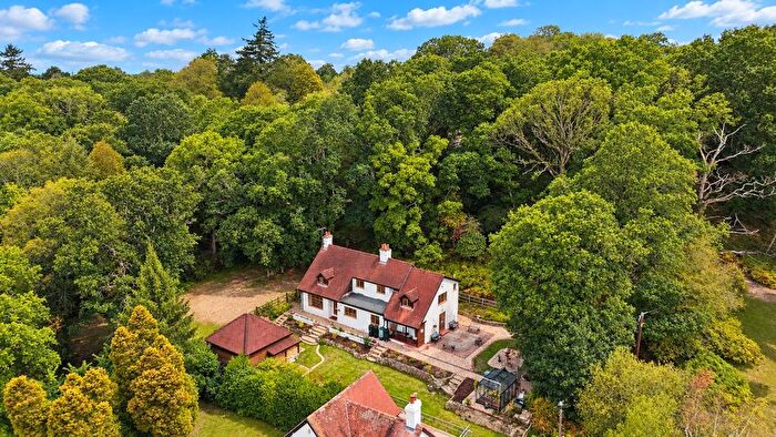 3 Bedroom Detached House For Sale In Linford, Ringwood, BH24