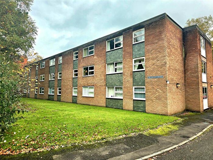 2 Bedroom Flat For Sale In Mulberry Drive, Moseley, Birmingham, West Midlands, B13