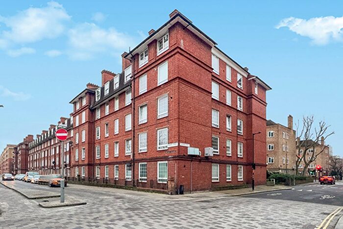 3 Bedroom Flat To Rent In Becket House, Tabard Street, London, SE1