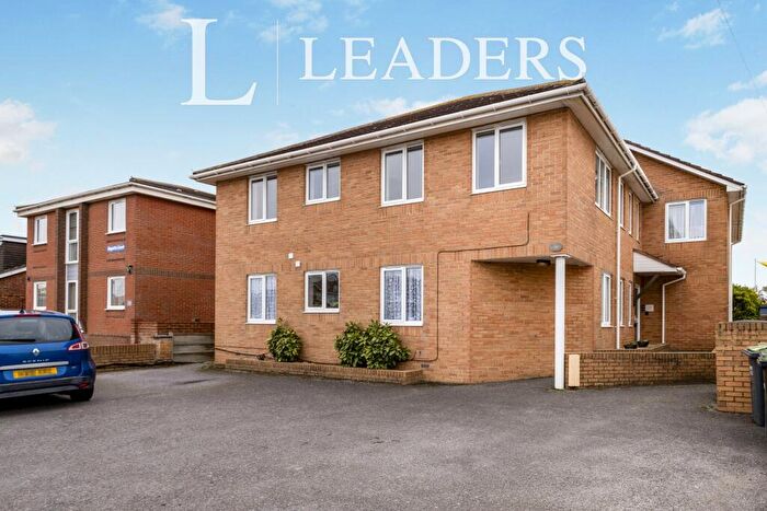 2 Bedroom Apartment To Rent In Southwood Road, Hayling Island Beach, PO11