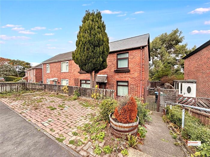 3 Bedroom Semi-Detached House For Sale In Newburn Road, Shield Row, Stanley, DH9