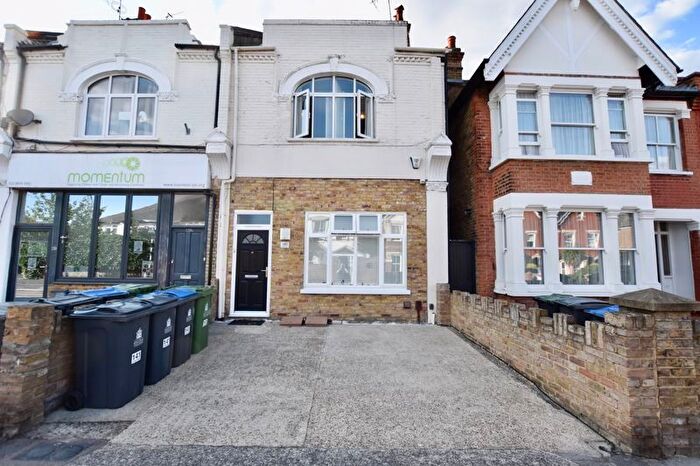 1 Bedroom Flat To Rent In Kings Road, Kingston Upon Thames, KT2