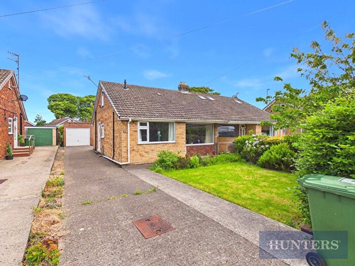 3 Bedroom Semi-Detached Bungalow For Sale In Lodge Close, Cayton, Scarborough, YO11