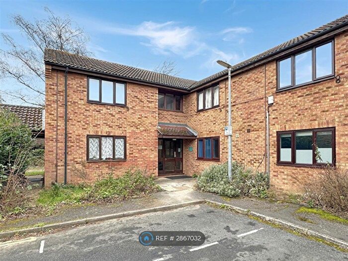 Studio To Rent In Corrie Road, Cambridge, CB1