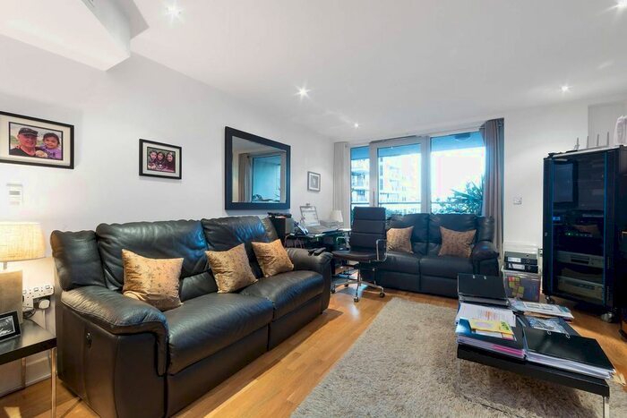 2 Bedroom Flat To Rent In Courtyard House, Imperial Wharf, London, SW6