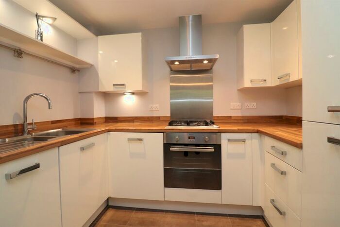 2 Bedroom End Of Terrace House To Rent In Brookside Walk, Bolton, BL1