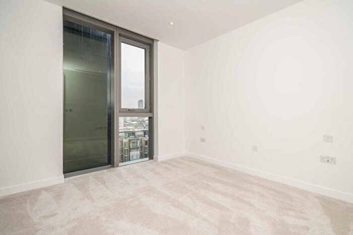 2 Bedroom Flat To Rent In Bollinder Place, Clerkenwell, EC1V