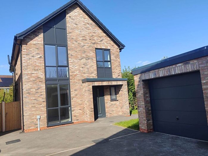 4 Bedroom Detached House To Rent In Whitegate Mews, Hesketh Bank, PR4