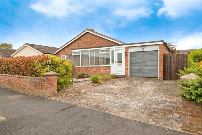 3 Bedroom Detached Bungalow For Sale In Rye Lane, Attleborough, NR17