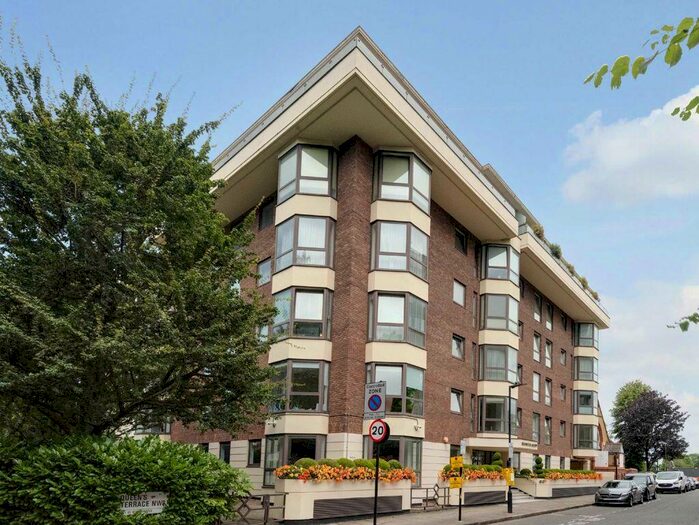 3 Bedroom Flat To Rent In Queens Terrace, St. John's Wood, NW8