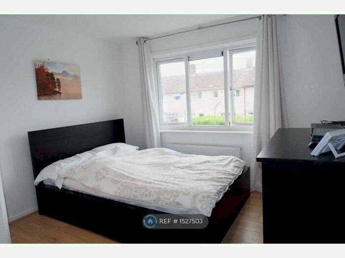 3 Bedroom Terraced House To Rent In Scoter Road, Liverpool, L33