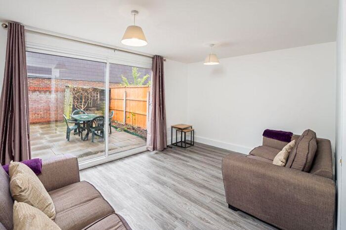 3 Bedroom Property To Rent In Cornelia Street, London, N7