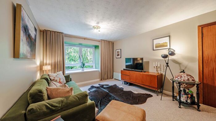 1 Bedroom Flat For Sale In Camphill Avenue, Flat /, Shawlands, Glasgow, G41