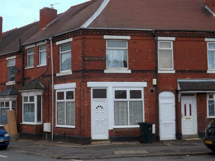 1 Bedroom Flat To Rent In Halesowen, West Midlands, B62