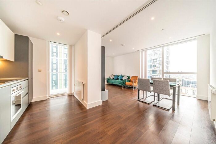 2 Bedroom Apartment For Sale In Maine Tower, Harbour Way, London, E14
