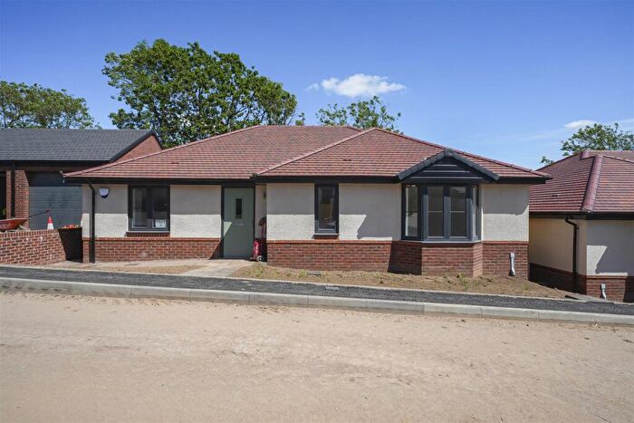3 Bedroom Detached Bungalow For Sale In Forest Road, Coalville, LE67