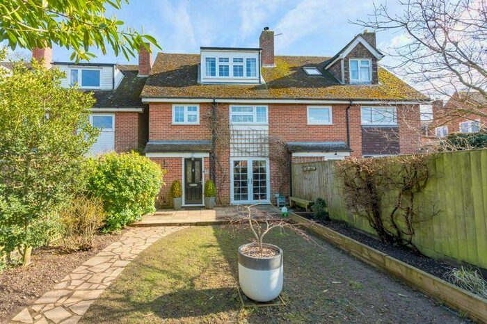 4 Bedroom Semi-Detached House For Sale In Windmill Street, Brill, HP18