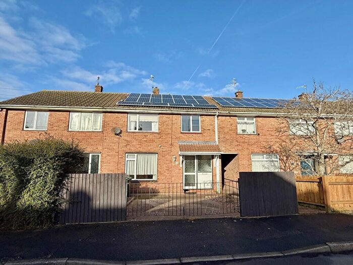 3 Bedroom Semi-Detached House To Rent In Bramble Way, Cotgrave, Nottingham, NG12