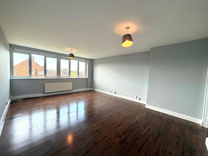 2 Bedroom Apartment To Rent In Cherrywood Court, Moordown Avenue, Solihull, B92
