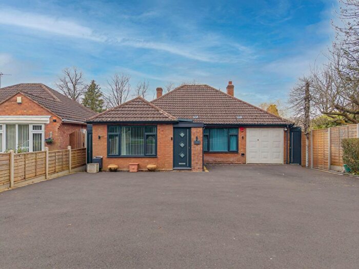 4 Bedroom Bungalow For Sale In Earlswood Common, Earlswood, Solihull, B94