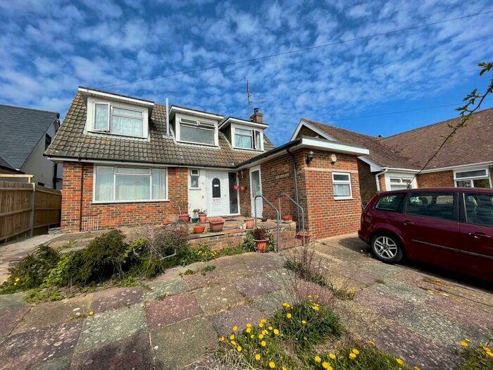 3 Bedroom House To Rent In Tremola Avenue, Saltdean, Brighton, BN2