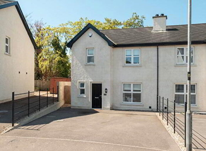 3 Bedroom Semi-Detached House For Sale In Beechwood, Enniskillen, BT92