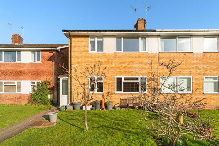 2 Bedroom Maisonette For Sale In Mockley Wood Road, Knowle, B93