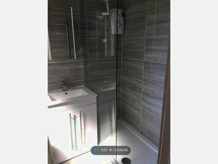 2 Bedroom Semi-Detached House To Rent In Willow Tree Mews, Heald Green Cheadle, SK8