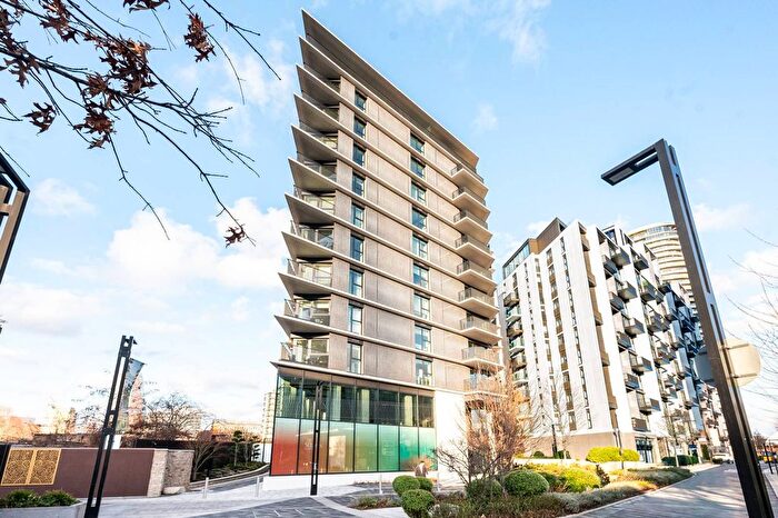 2 Bedroom Flat For Sale In Westmont Apartments, White City, London, W12