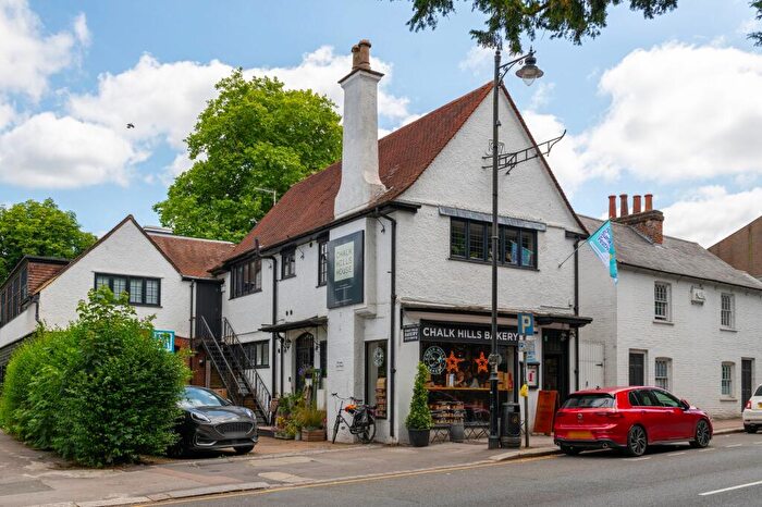 2 Bedroom Flat For Sale In Bell Street, Reigate, RH2