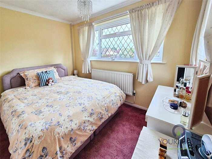 2 Bedroom Bungalow For Sale In Old Mill Lane, Polegate, East Sussex, BN26