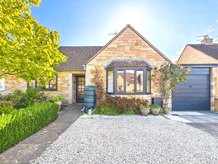 2 Bedroom Bungalow For Sale In Letch Hill Drive, Bourton-On-The-Water, GL54