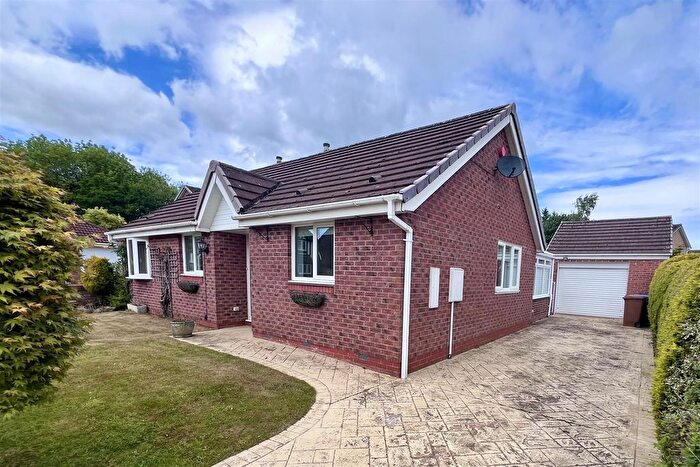 2 Bedroom Detached Bungalow For Sale In Wilton Court, Greenfields, Newton Aycliffe, DL5