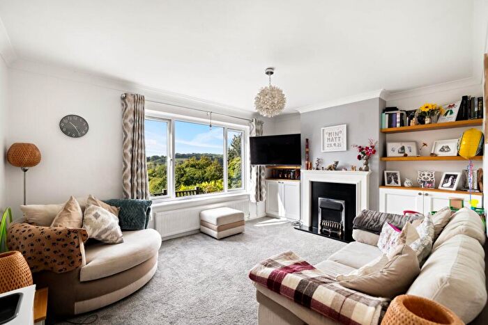 3 Bedroom Semi-Detached House For Sale In Templeside, Temple Ewell, Dover, CT16