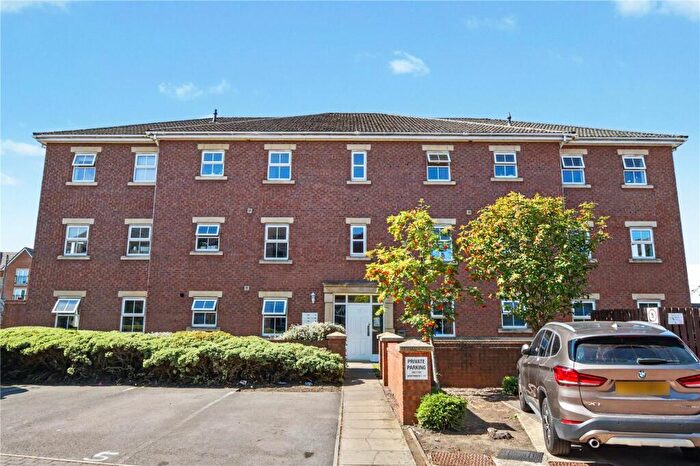 2 Bedroom Apartment For Sale In Meadowbrook Court, Morley, Leeds, West Yorkshire, LS27