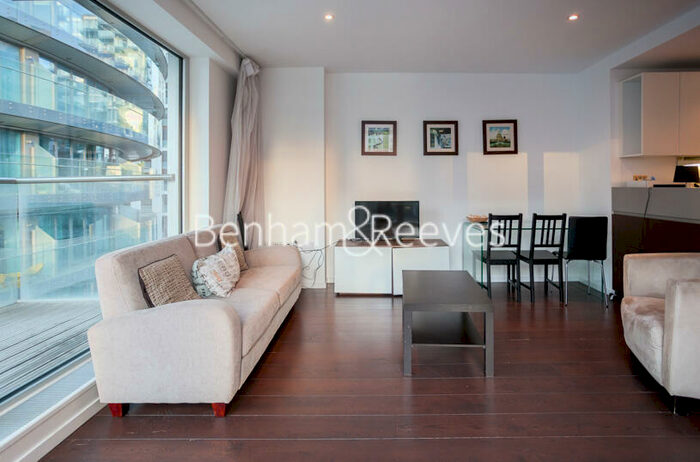 2 Bedroom Apartment To Rent In Isle Of Dogs, Baltimore Wharf, E14