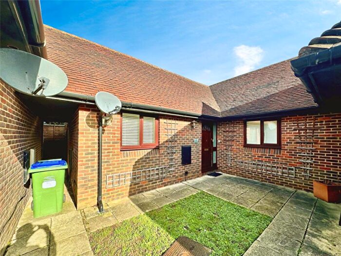 2 Bedroom Bungalow To Rent In Barn Stables, De Montfort Road, Lewes, BN7