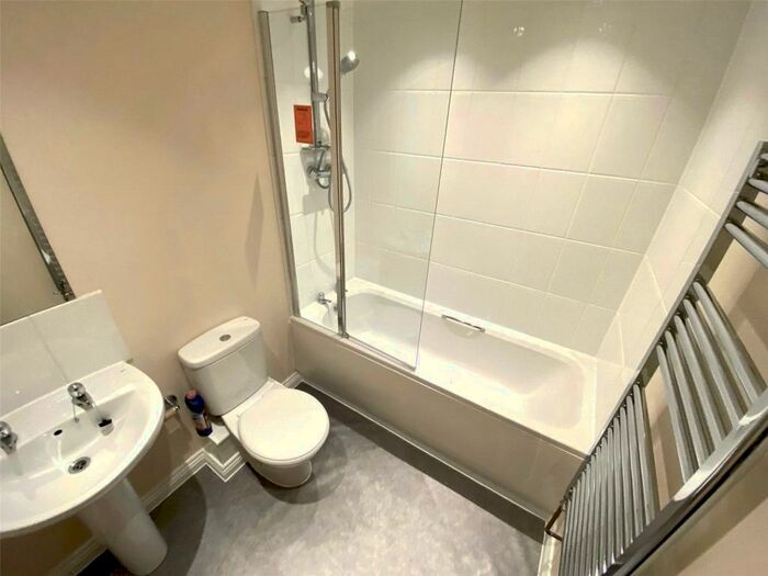 1 Bedroom House To Rent In Richmond Court, Exeter, Devon, EX4