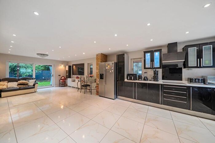 3 Bedroom End Of Terrace House For Sale In Tupman Close, Rochester, Kent., ME1