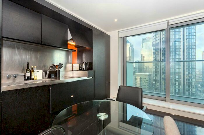 Studio To Rent In East Tower, Pan Peninsula Square, E14