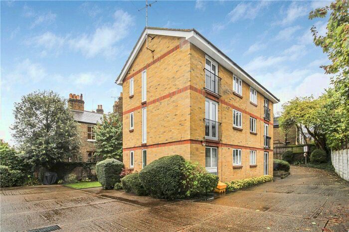 1 Bedroom Flat To Rent In Denton Street, London, SW18