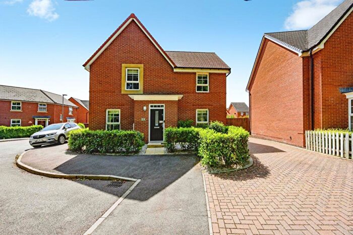 4 Bedroom Detached House For Sale In Monarch Street, Hemel Hempstead, HP2