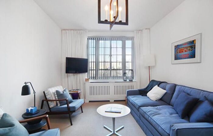 1 Bedroom Flat To Rent In Edgware Road, Paddington, London, W2