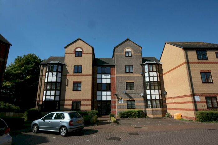 1 Bedroom Flat To Rent In New Bright Street, Reading, Reading, RG1