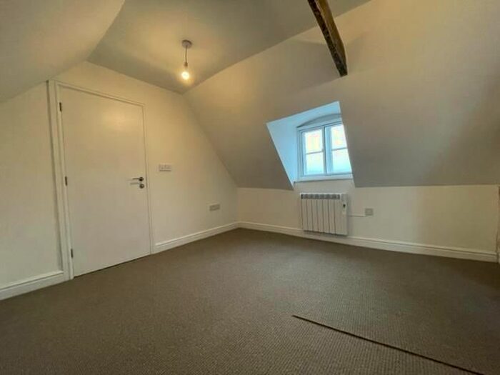 2 Bedroom Flat To Rent In Market Place, Dereham, NR19